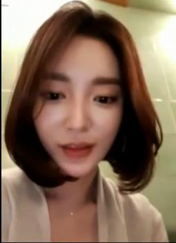 韩国暗黑KTV：精选妹子，身材性感，温柔关怀，吸引顾客，视频数量丰富