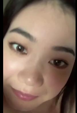 18分钟四川婆娘自拍作品，跳跳糖用嘴爱不释口