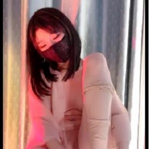 半糖美女主播自拍露脸55分钟视频，身材颜值极好，喘息声诱人