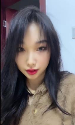 姚晨丝足羞R榨J小X大王合集视频-长短原广告无水印