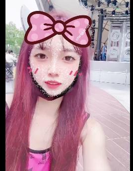 顶级艺术家娜娜a自拍15V-2.4G视频，地铁景区真爱屋全网草炸裂资源