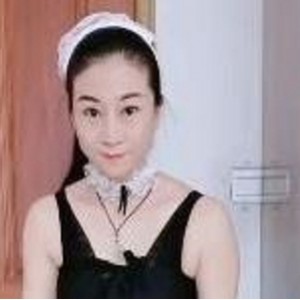 快手精美作品展示：美腿翘臀中年熟妇资源