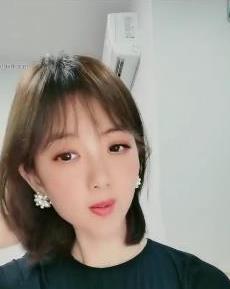 已婚少女暖色小法师自拍合集，6.3G高清视频，绅士福利