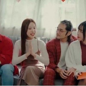 《农村主播家族团圆多人游》视频集合，剧情精彩，观看下载！