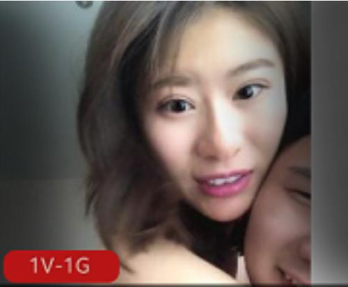 久妖一路向北资源合集，完整无减直接露脸，1G大小自拍视频