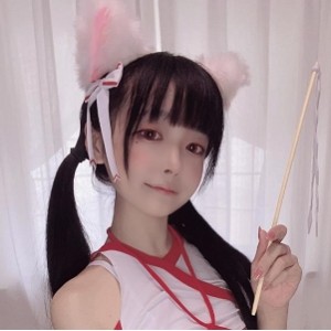 高清视频女神肉酱阿合集，颜值性感双马尾，网红穿搭cosplay