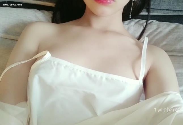 白桃露露超级萌妹子视频合集，高清汉元素JK白丝学生装水晶BANG