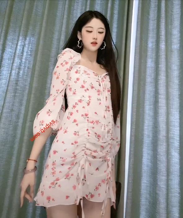 抖音女神颜不乖神豪定制视频合集：1.5G，6集精彩纷呈