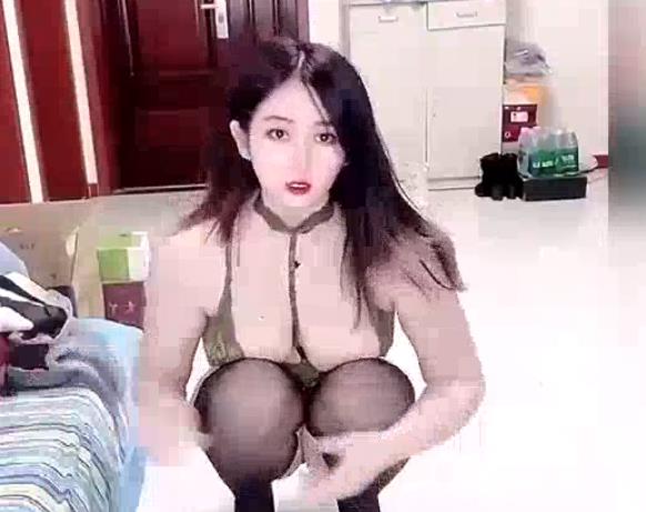 榨汁夏-高颜值网红，私拍资源65V，617M