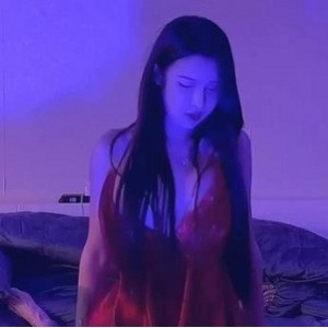 抖音网红TS-欣桐：小嘴骨髓黑丝长直高挑身材，2V视频共337M