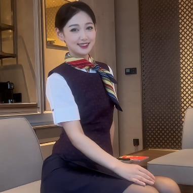 国航空姐唐安琪尺度大展，身材超好，精选剧情互动视频