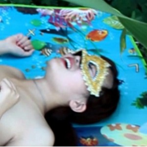 苏晴野外三人游视频合集91传媒资源flv/MP4小姐姐火爆