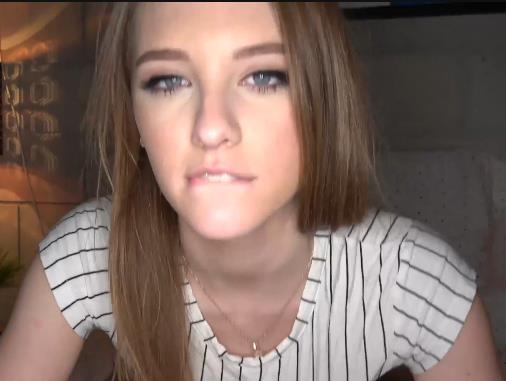 高颜值欧美精灵melody18岁妩媚女超人学生时期视频下载观看