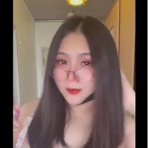 推特上很受欢迎的bang光头仔和他的兄弟小鲜肉，专属打码TS作品24V-6.7G，让你体验快乐生活的专属魅力！别搞混了，他们可是阳光大男孩，擅长制造TS，让你感