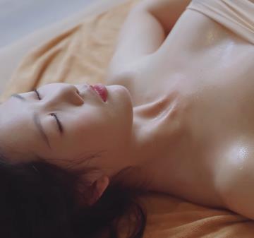 作者自拍：抖娘利世X小何童鞋，C度最大的利世精油作品-2V-2G-时长2分-11分