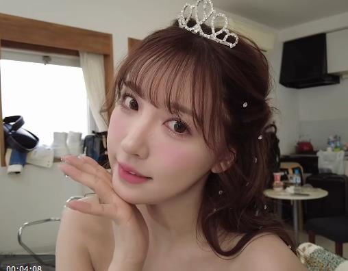 《三上悠亚:最后的互动》-时长2小时43分钟,岛国出品,中文破解版,决战职业生涯,下载观看