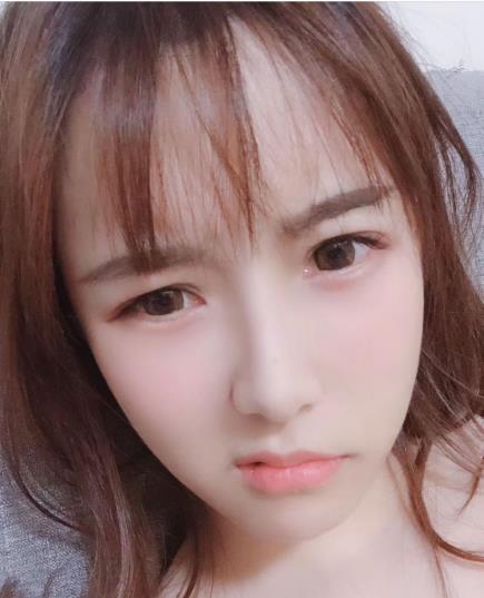 浪女神貓寶兒自拍美颜相机视频作品露脸眼罩图集短视频-31V-1.3G