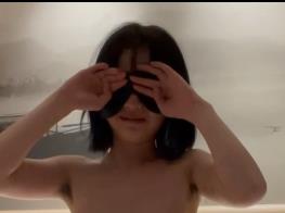 清纯少女自拍22分钟视频女高中生嫩肤无保护CC声音嘎嘎