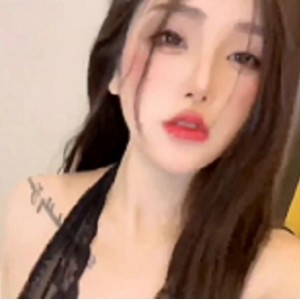 神颜主播-心甜定制视频2V484M