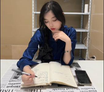 白嫩大长腿美女作品1V888M抖娘剧情片