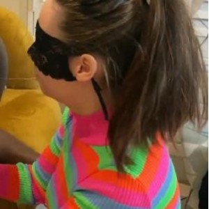 绿帽世家：非洲老黑服务+手抓蛋，幸福生活！2V，1.87G