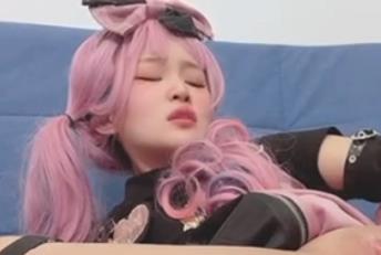 稀缺网红美女喷泉大神合集，身材精选！