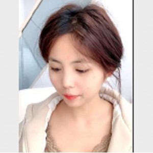 可爱老板娘，热情友好，搭配建议，试穿保养，满意购物体验