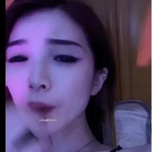 抖音网红女神-小蔡-精选小妖精，直播好看身材幸福，排行榜下载