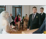 伴郎表演化解尴尬，婚礼视频曝光