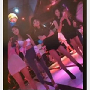 绿帽剪辑：老婆J女体验，时长1V-1.5G，内柔情景剧