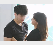 湾湾出品绿帽剧情《偷Q记》29分钟打F机