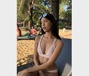 甜美妹子和男友的蜜月之旅自拍视频