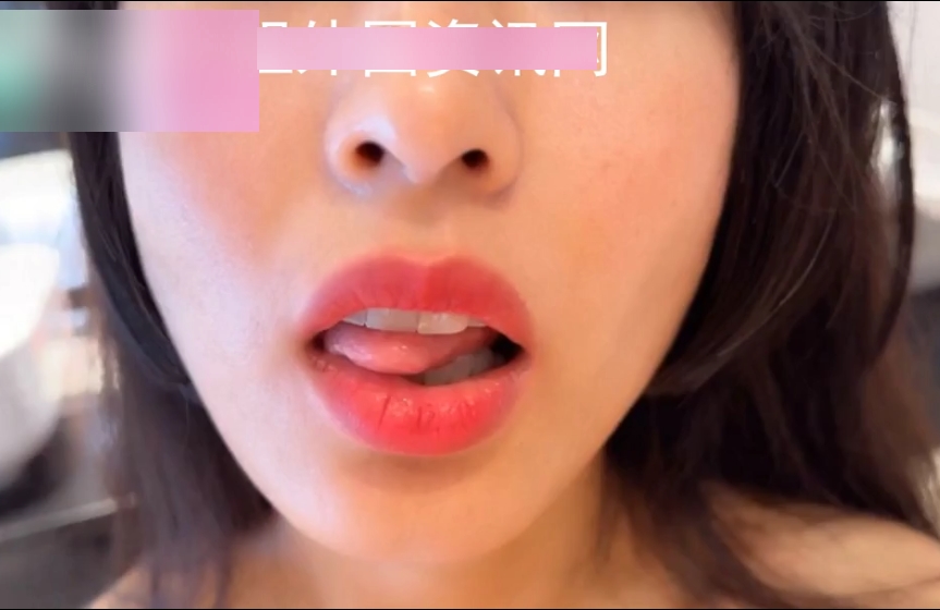 超过瘾的她老公满足不了，出售4V+400M的商品