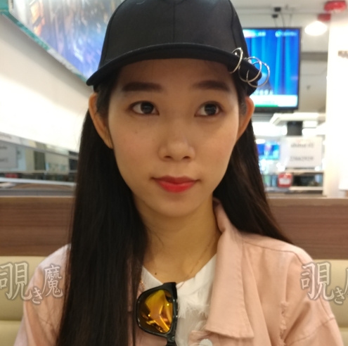 小嫩模，各种奇葩姿势