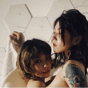 Twitter超人气霸气成熟女人御姐浮力姬《舌尖上的神秘处》最新黑丝完整