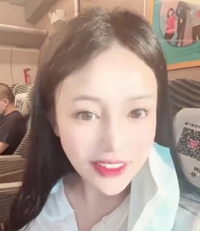 水灵灵的大眼睛女神们的kou+ji合集素人自拍第一视角