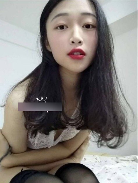 大哥撩到00后反差少女