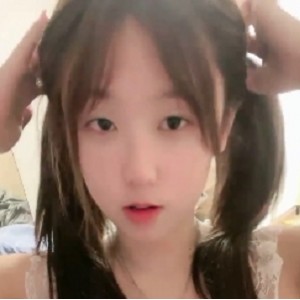 惊现-双马尾校花私房自玩特辑