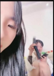 几个年轻嫩妹子直播LJ-嫩B互C无T内S+[3V-5G]