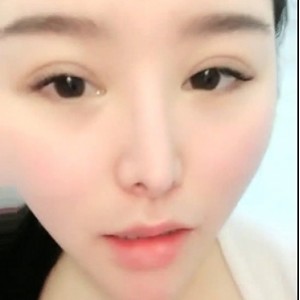 p站寂寞的独居女孩紫薇自拍