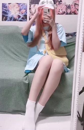 哗哩哗哩<韵韵>JK校服足控特辑