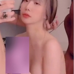 高质量-尤物妹子私约朋友一对一激战