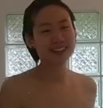 身高175的长腿留学生和外国男友浴室大片