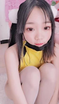 精品稀有女神《活捉一只云云吖》夜郎百度云资源