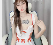 stripchat超级重磅完美身材绝美女神（TOYOTA）私拍合集