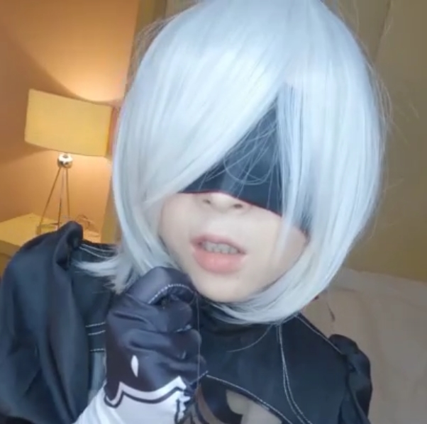 COSPLAY小姐姐玩角色扮演的私拍