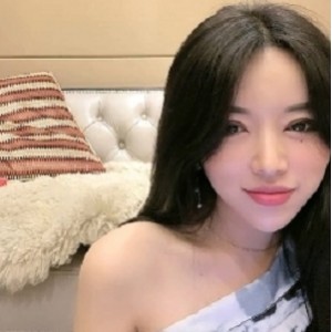 国际版抖音-巨兔烧活辣舞现场