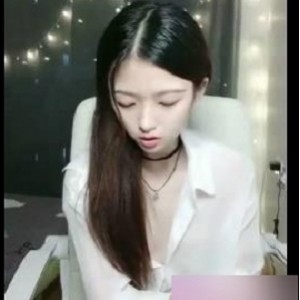 青春少女网红《柠檬》直播视频
