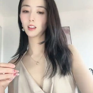 抖音网红美女《鱼鱼》高价定制舞蹈展示【16V+445M】