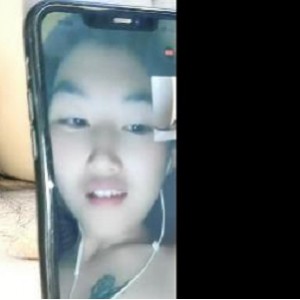 小伙双端双线自拍C姐姐22分钟视频下载观看